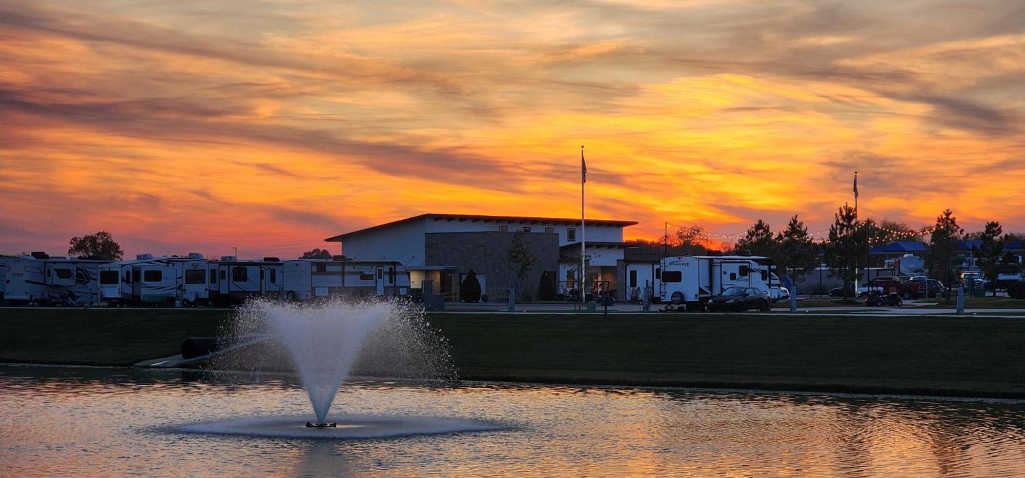 Jetstream Rv Resort At Waller Exterior photo